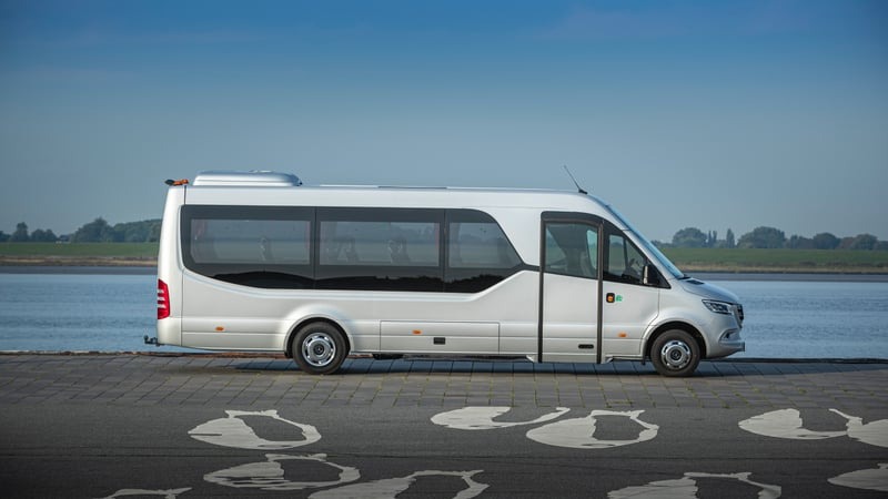 Minibus huren Den Haag